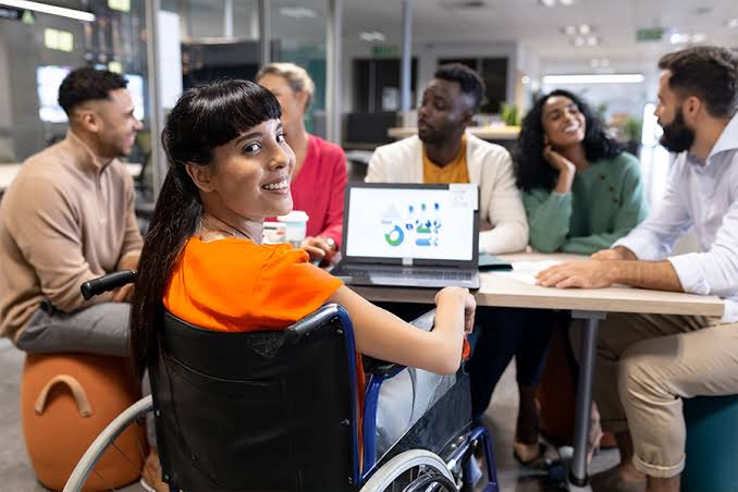 Acomodos educativos para aprendices con diversidad funcional