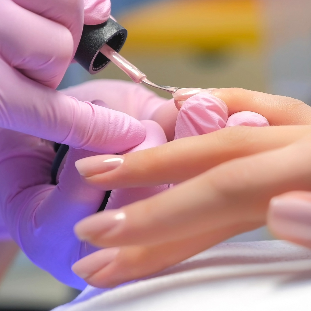 Técnicas de uñas: Básico, intermedio y avanzado
