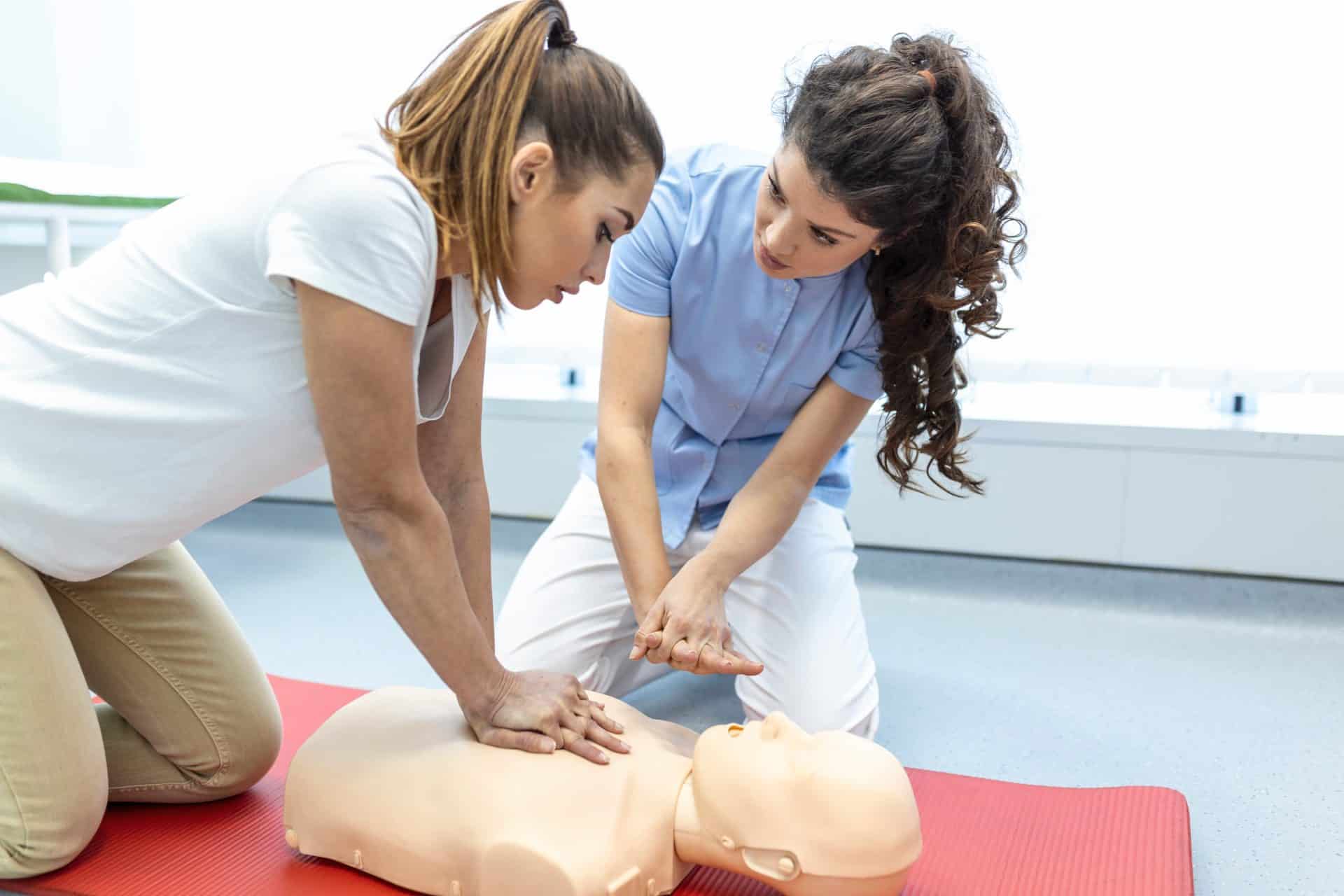 CURSO DE CPR + AED (Para adultos, niños e infantes)
